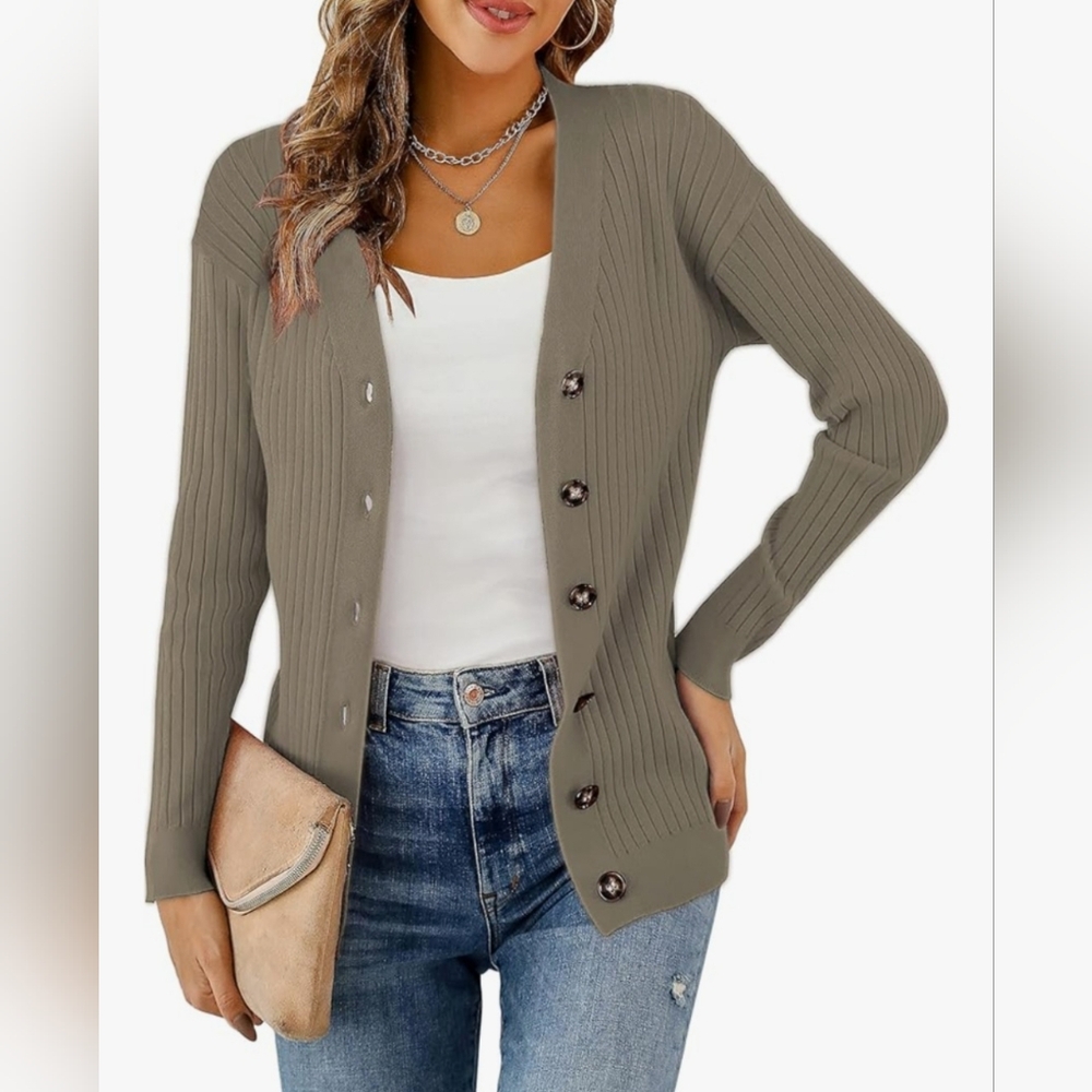 Knit Cardigan Long Sleeve Button Down l Lightweight‎ Washed Olive Small